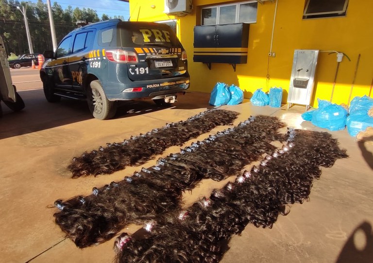 Cabelo apreendido pela PRF em Brasilândia