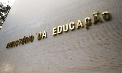 Publicação no DOU também traz datas para Revalida, Encceja e Enade - Divulgação/Agência Brasil
