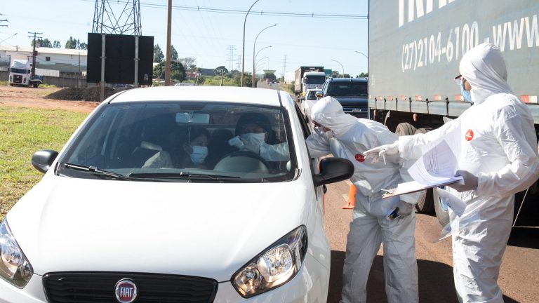 Em seis dias, 37,5 mil pessoas passaram pelas barreiras sanitárias - Foto: PMCG