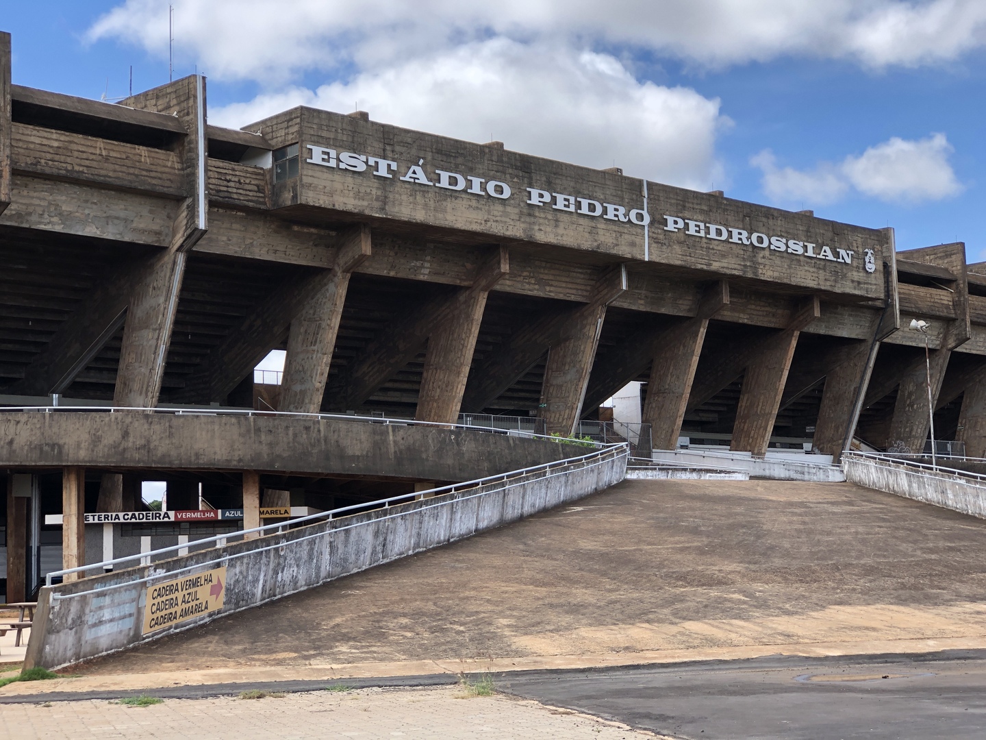 Torcedores terão de mostrar teste PCR ou de antígeno para entrarem nos estádios - Foto: Isabelly Melo