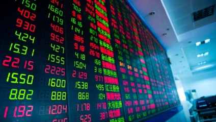 Banco Central do Brasil e dos EUA subiram taxa de juros, impactando mercados a nível global - Foto: Reprodução