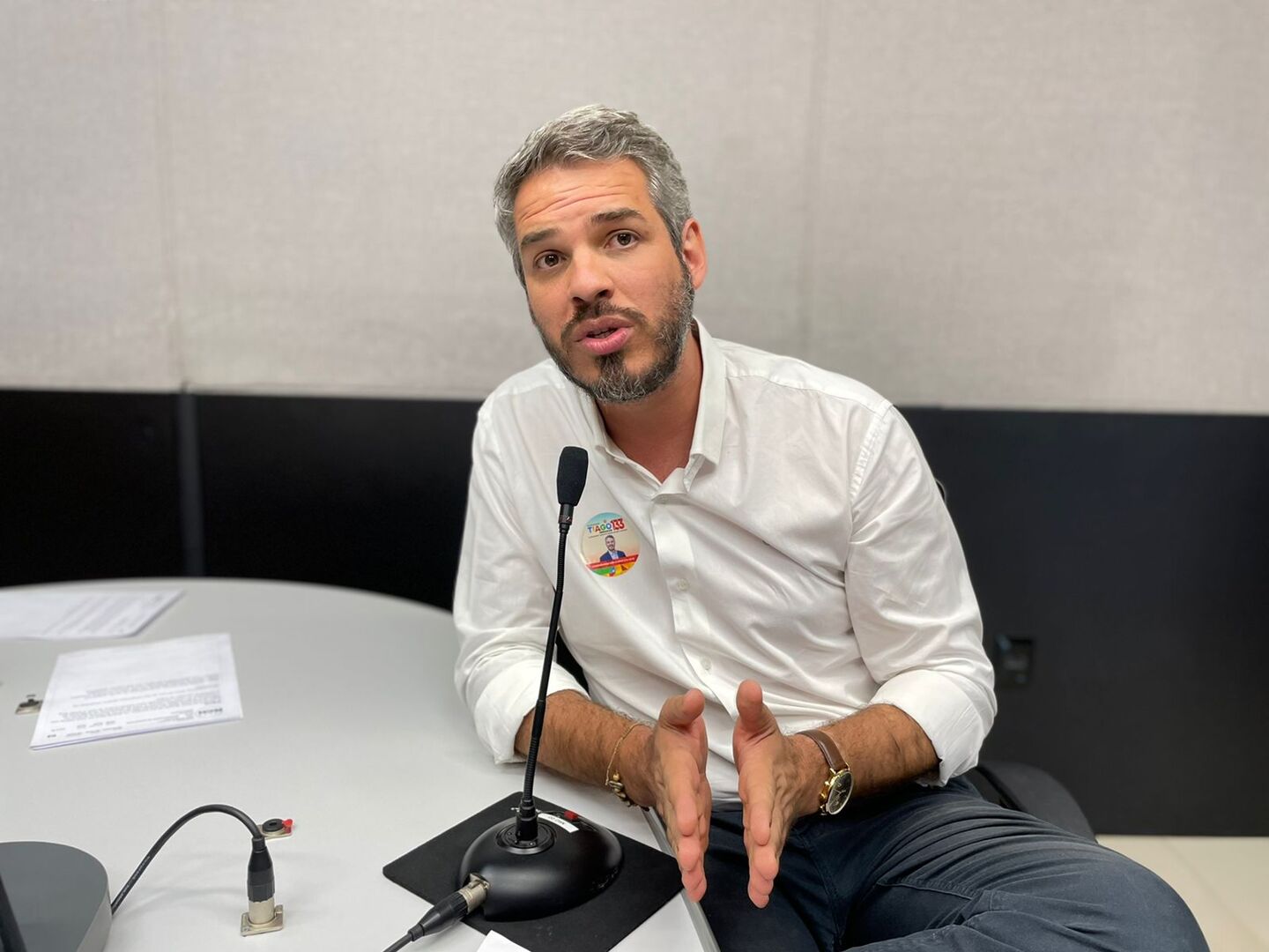 Elegível ao Senado, Tiago Botelho (PT) disse que é preciso romper a polarização e o ódio estabelecido na política nacional - Foto: Isabelly Melo/CBN CG