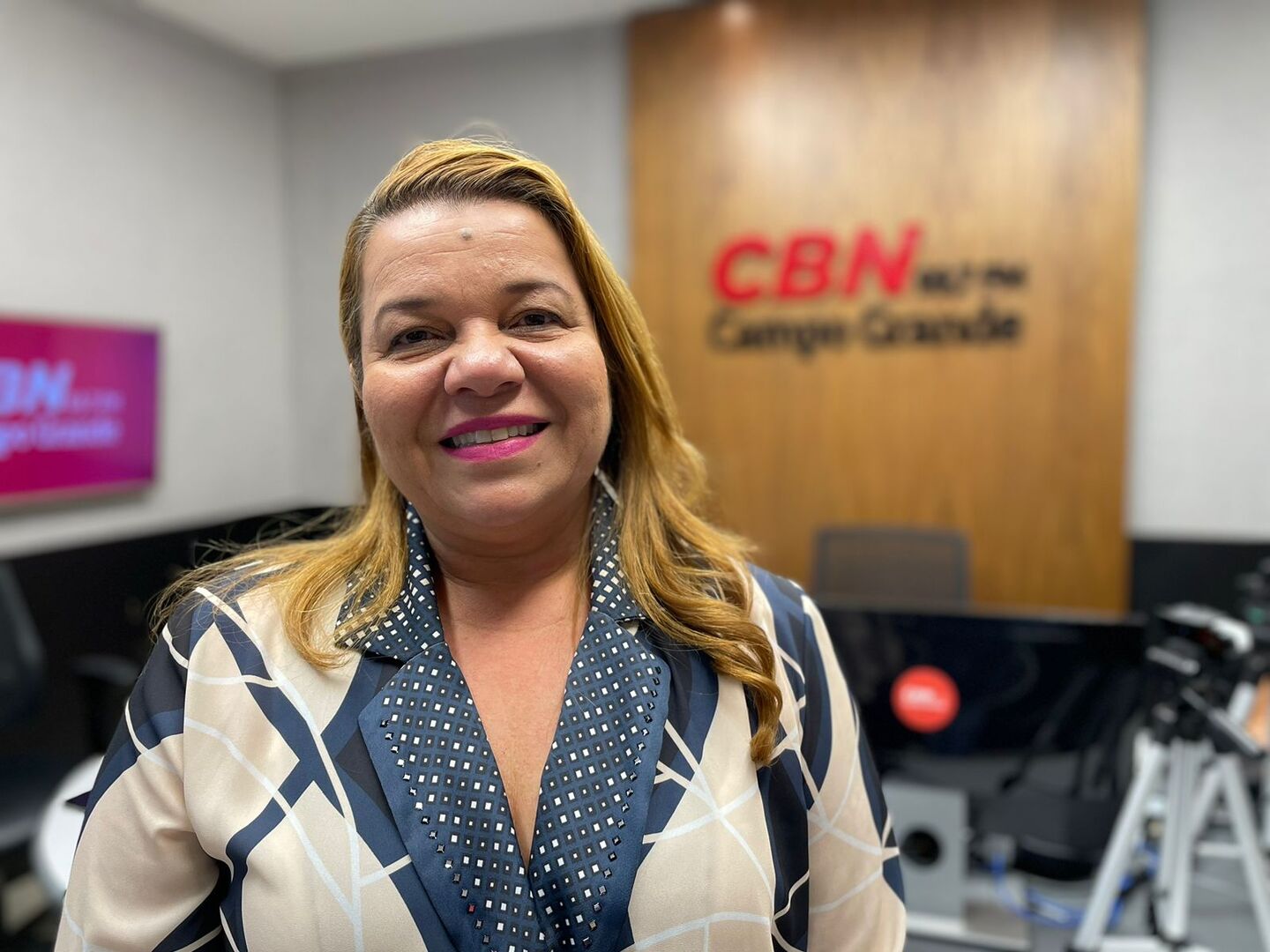 Em entrevista à CBN Campo Grande nesta manhã (19), a candidata do PT destacou a agricultura familiar, foco na sustentabilidade e instalação de centros de alta e média complexidade no interior de MS - Foto: Isabelly Melo/CBN CG