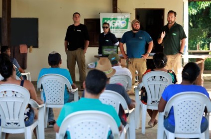 Iniciativa também trata do fim da vacinação da aftosa e prosseguiu com visita a fazendas pantaneiras, entrega de materiais na fronteira e palestra para produtores - Foto:Saul Schramm