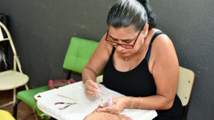 Curso traz técnicas de cutilagem, esterilização e esmaltação - Foto: Divulgação/ Prefeitura de Campo Grande