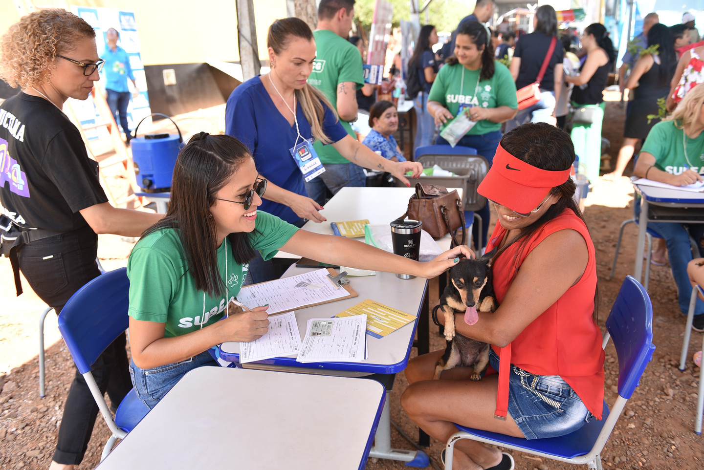 Todos em Ação oferece mais de 200 serviços para a população, incluindo atendimentos veterinários - Foto: Reprodução/Pref CG