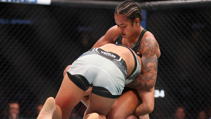 Karine chega a três vitórias consecutivas dentro da organização - Foto: Divulgação/UFC