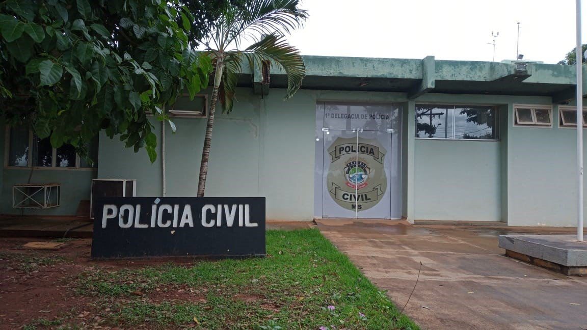 Dupla teria pulado muro de escola, invadido salas de aulas e provocado algazarras após mexer em materiais de alunos - Arquivo