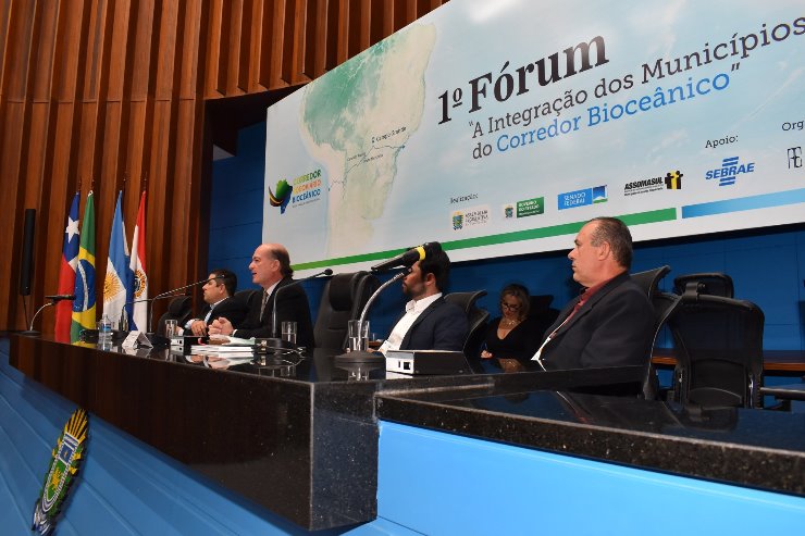 painel V foi mediado pelo ministro das Relações Exteriores, João Carlos Parkinson - Foto: Assembleia Legislativa de Mato Grosso do Sul