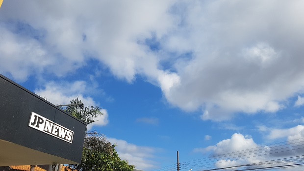 Dia começou com temperatura baixa e céu entre nuvens em Paranaíba - Redação