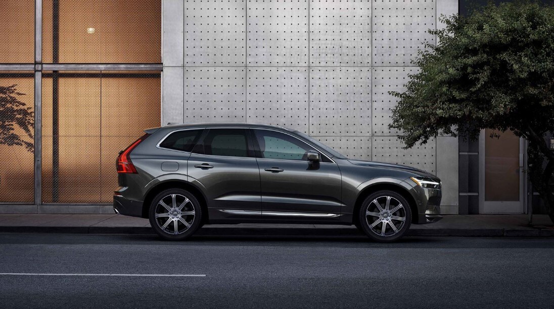 O XC60 entrega conforto e controle excepcional em sua direção - Reprodução