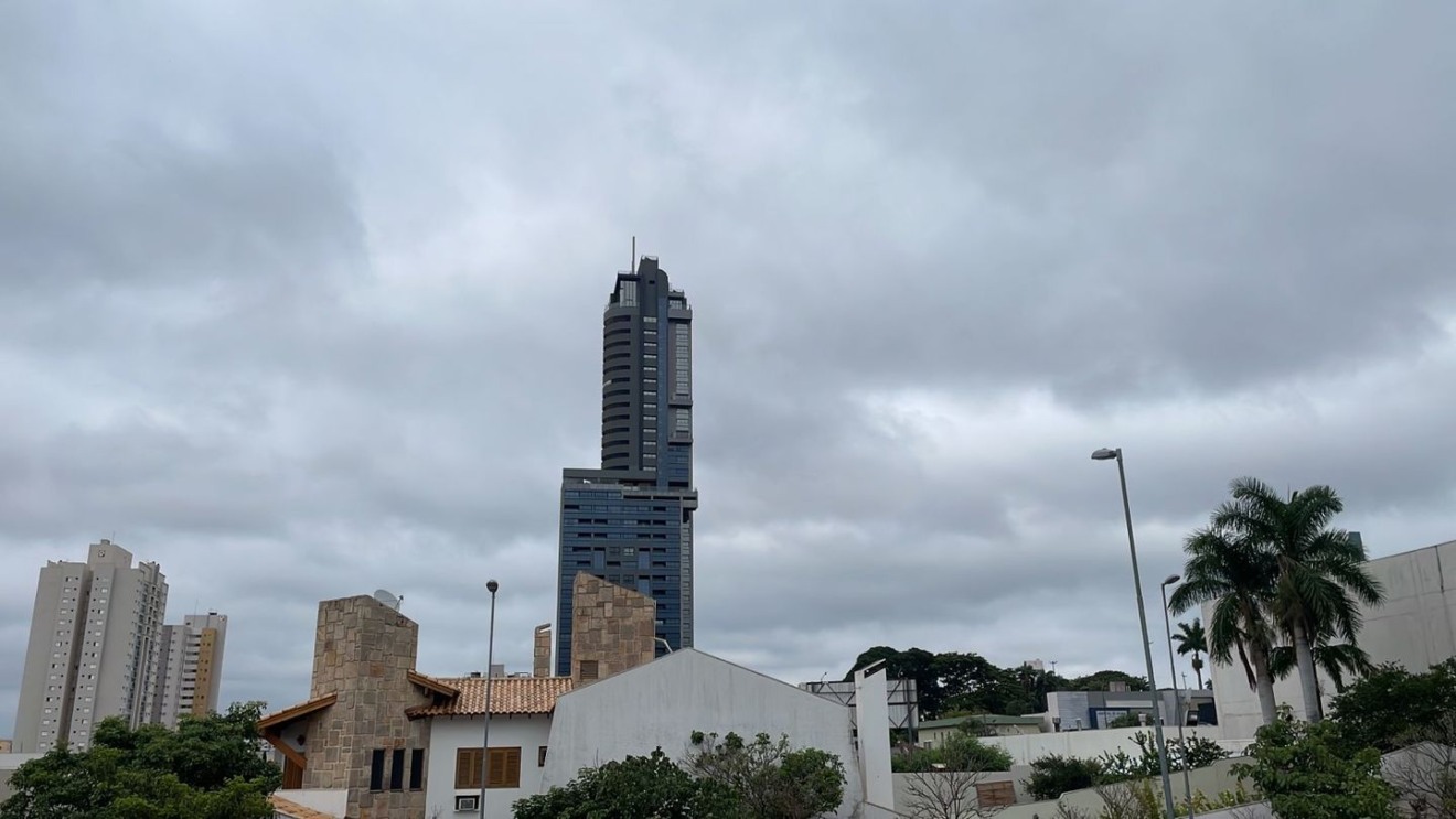 Sábado começa com céu nublado e previsão de chuva para capital - Foto: Ingrid Rocha/CBN