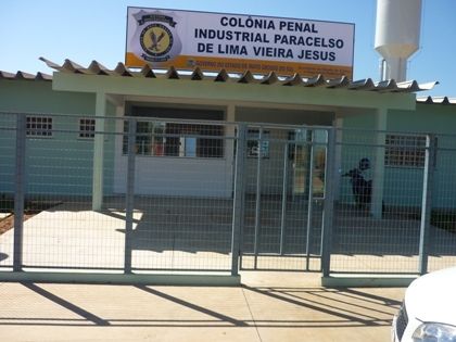 Polícia Penitenciaria apreende 43 paradinhas e tablete com 122g de maconha em cela da colônia penal Paracelso - Divulgação