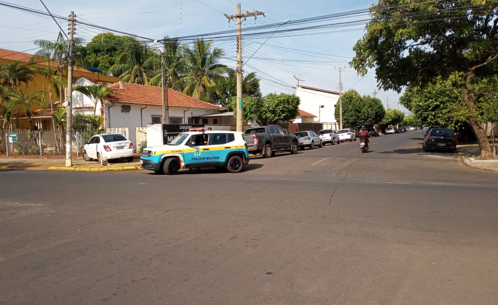 Colisão entre carros e sem feridos foi registrado no centro - Alfredo Neto/JPNews