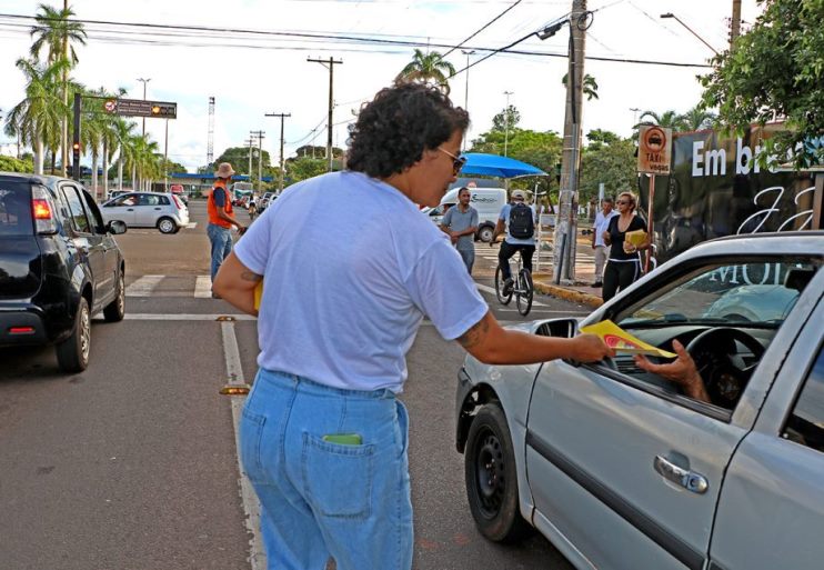 Equipes realizarão um trabalho de conscientização e panfletagem com motoristas e passageiros que transitam pela região.