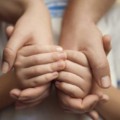 Muitas crianças continuam em abrigo porque o perfil delas não são compatíveis como o desejado pela família adotiva -Foto: Divulgação