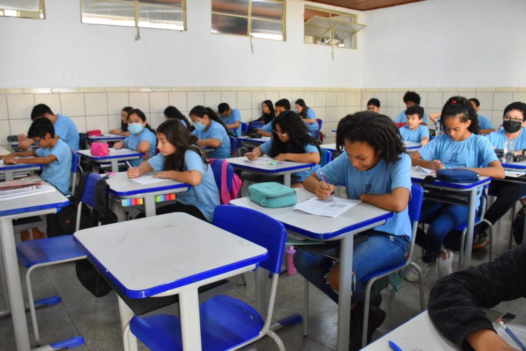 Alunos de escolas públicas de Campo Grannde foram premiados na OBMEP - Foto: Reprodução/Semed