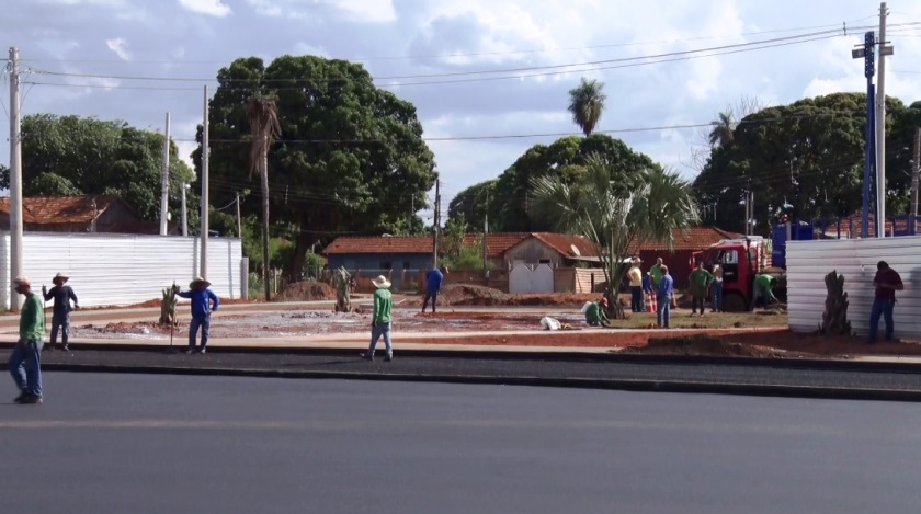 Além de novos empreendimentos, área da NOB recebe asfalto e calçada. - Foto: Reprodução/TVC