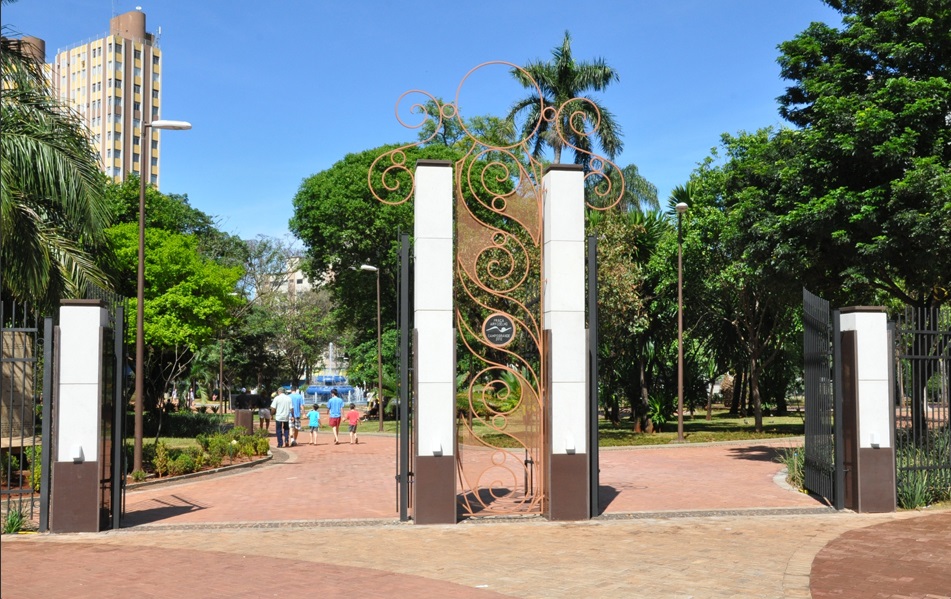 "Busão da vacinação" neste sábado é na praça Ary Coelho - Foto: Divulgação/Plaenge