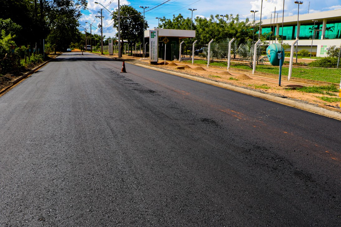 Rua de acesso ao IFMS é pavimentada - Divulgação