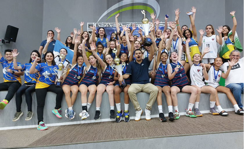 O time feminino foi campeão no Campeonato Estadual de Base de basquetebol sub-17 - Divulgação