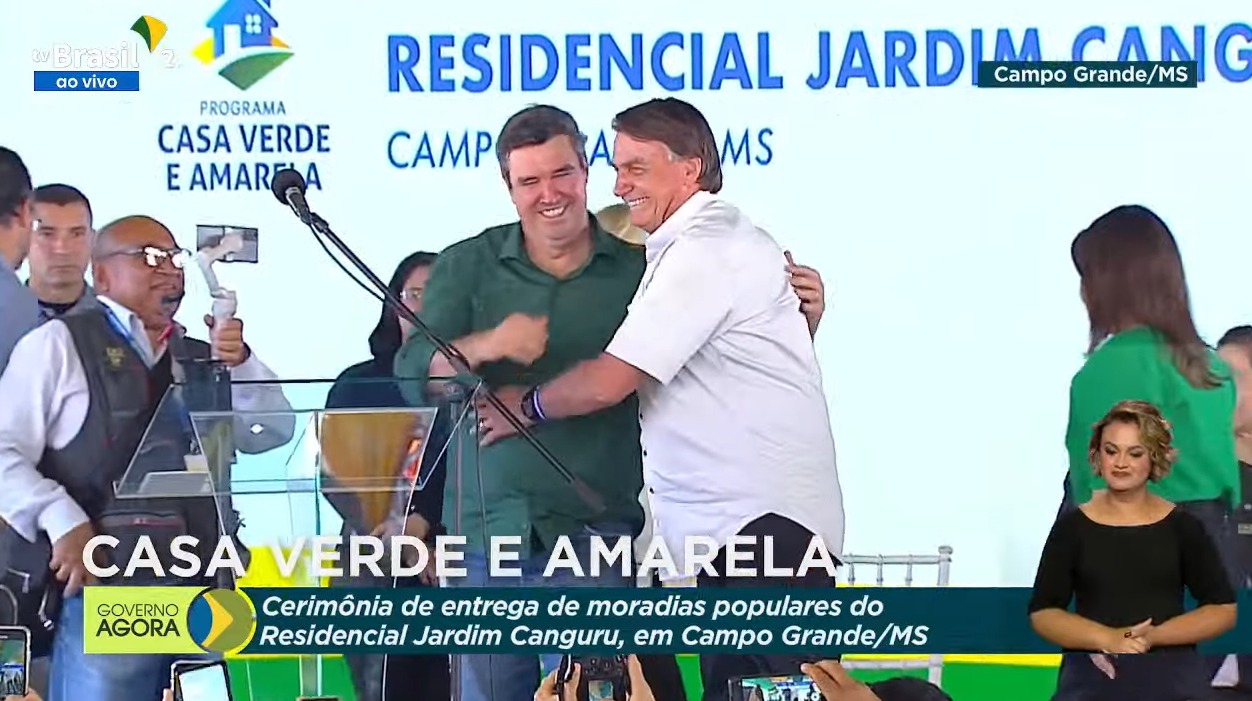 Bolsonaro com o pré- candidato ao governo pelo PSDB, Eduardo Riedel - Divulgação