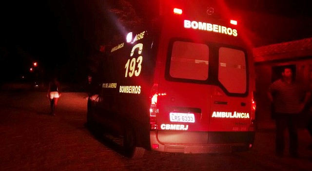 Segundo boletim de ocorrência, quando a Polícia Militar chegou no local o homem já estava sendo atendido pelo Corpo de Bombeiros - Arquivo - RCN 67