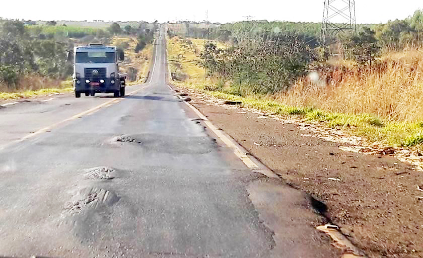 Trecho do quilometro 95 até Água Clara é o mais crítico, segundo motoristas - Divulgação