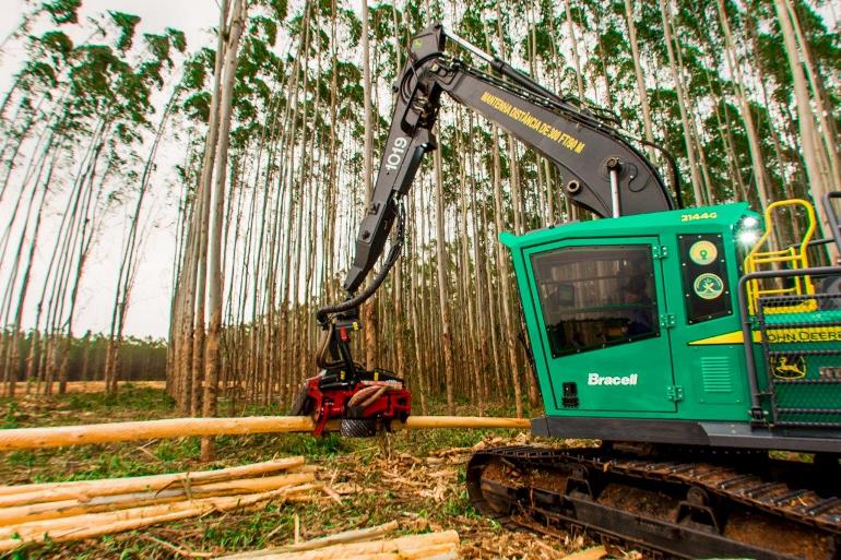 Os requisitos da função incluem experiência comprovada de operação das máquinas Harvester e Forwader e ter disponibilidade para deslocamentos. - Divulgação/Assessoria