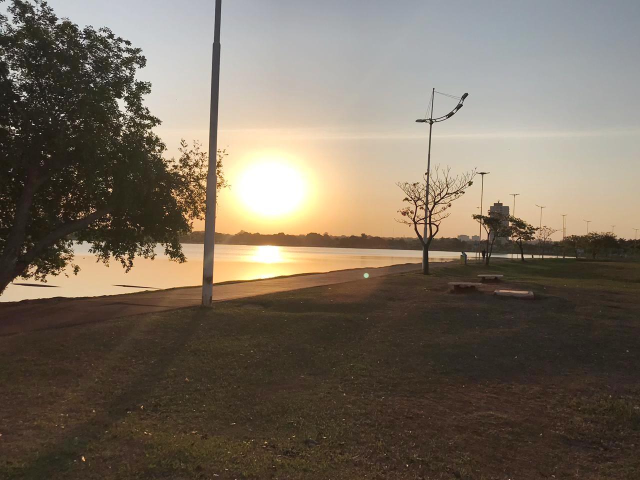 Tais precauções visam prevenir casos de desidratação e outros problemas de saúde relacionados ao calor intenso. - Foto: Arquivo/JPNews