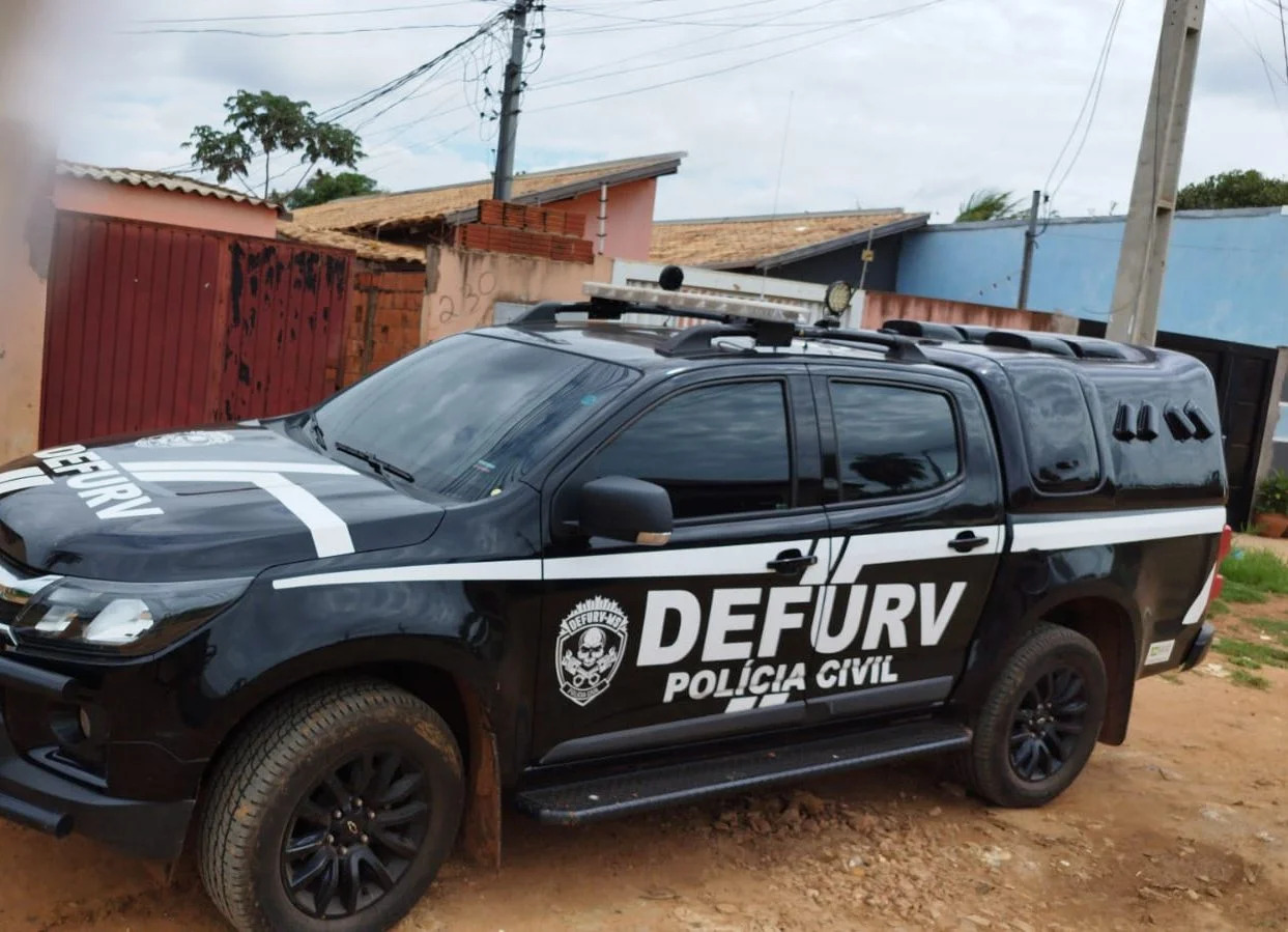 Após o cumprimento dos mandados de prisão, todos os suspeitos foram indiciados e interrogados na DEFURV - Foto: Divulgação/PC-MS