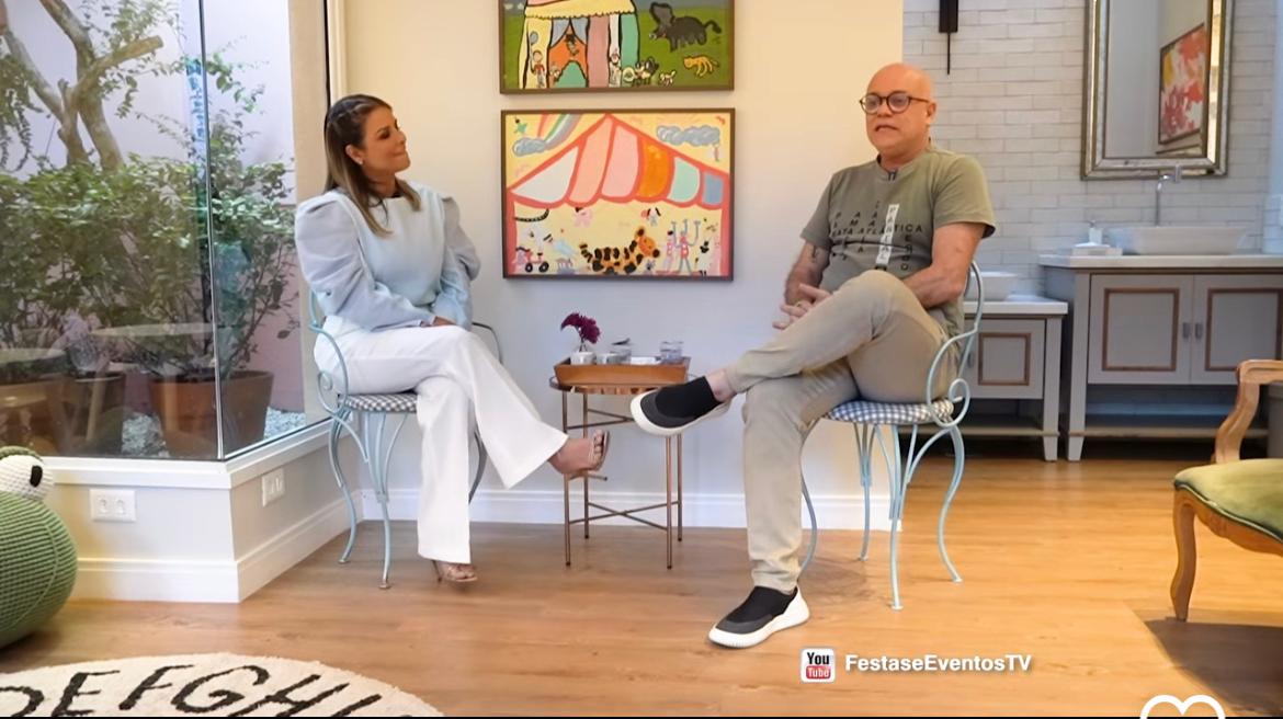 José Marques conversa com Rosana Gonçalves, diretora da escola Espaço Livre. - Foto: Arquivo Pessoal