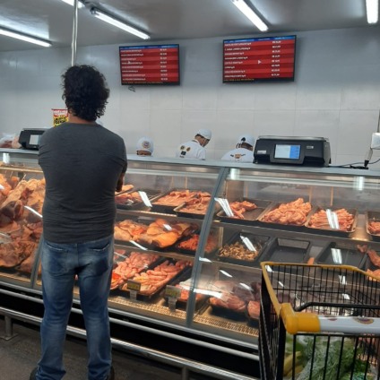 Cartões poderão ser usados apenas na compra de alimentos - Rosana Siqueira