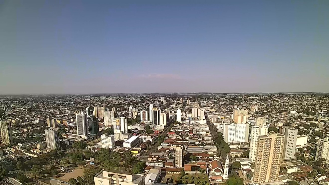 Nesta terça-feira, os termômetros em Campo Grande devem marcar 27°C inicialmente, atingindo os 37°C ao longo do dia - Foto:Reprodução/Clima Ao Vivo - Campo Grande