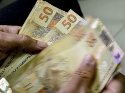 Crédito ficará disponível até 31 de dezembro de 2024 - Foto: Marcello Casal JrAgência Brasil