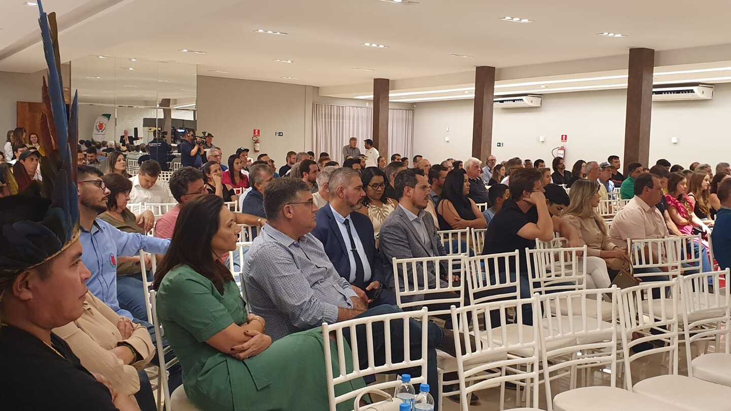 O evento contou a presença de vários representantes da sociedade, autoridades locais, produtores rurais, e da diretoria do Sindicato - Foto:Divulgação/Assesoria