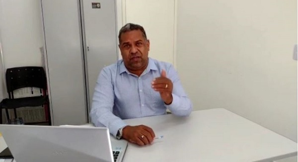 Celso Costa, coordenador de imunização, anunciou antecipação da segunda dose da vacina Coronavac - Reprodução