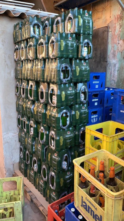 Bebidas eram contrabandeadas do Paraguai - Divulgação Receita Federal