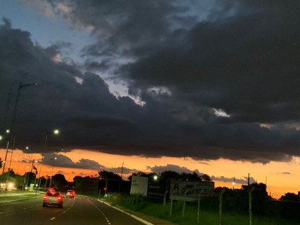 Na capital, há previsão de chuva no fim do dia e início da tarde - Foto: Isabelly Melo