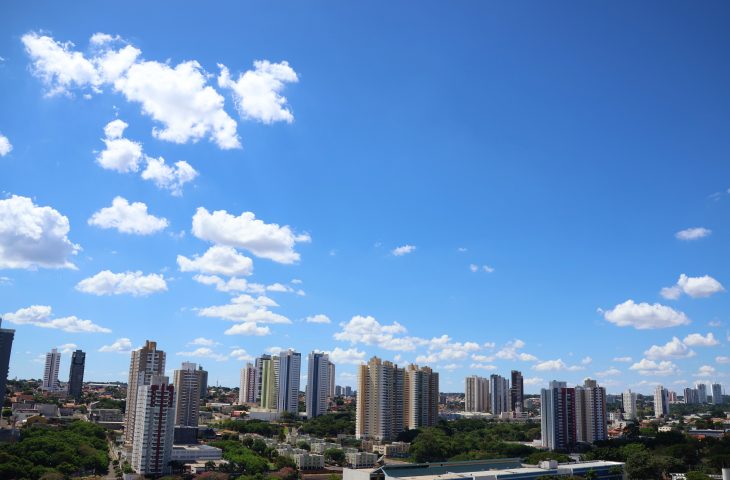 O dia deve ser de sol com algumas nuvens no céu - Foto: Governo de MS