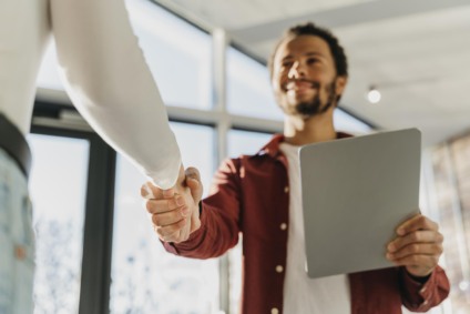 Curso aborda conteúdos práticos e teóricos sobre como conquistar o mercado de trabalho - Foto: Reprodução