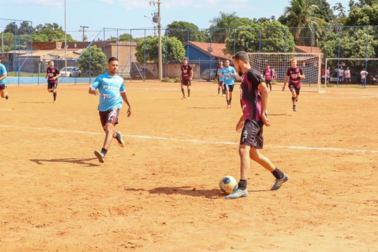 Os jogos serão realizados em vários campos pela cidade.