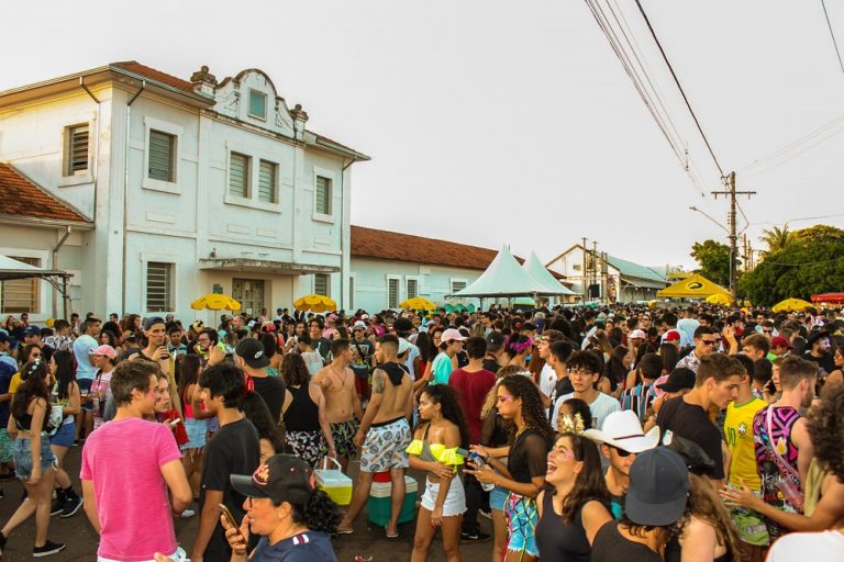 Cordões e escolas de samba da capital cancelaram seus carnavais ainda em 2020. - Foto: Governo do Estado