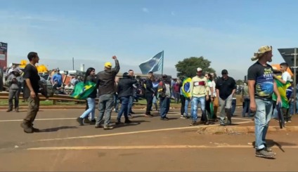 Manifestantes após resultado das eleições - Ronie Cruz
