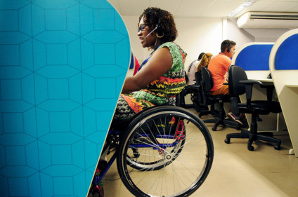 Lei de Cotas para Pessoas com Deficiência foi criada para assegurar a inclusão no mercado de trabalho - Divulgação
