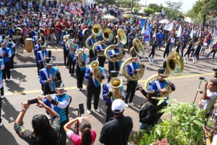 Evento foi realizado na recém pavimentada Rua Esplanada, no Centro - Divulgação