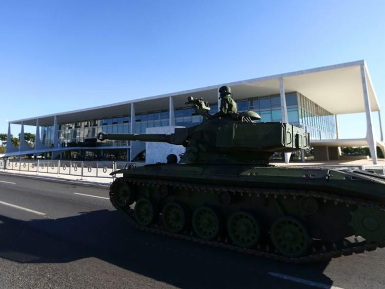 Desfile militar em Brasília - Agência Brasil