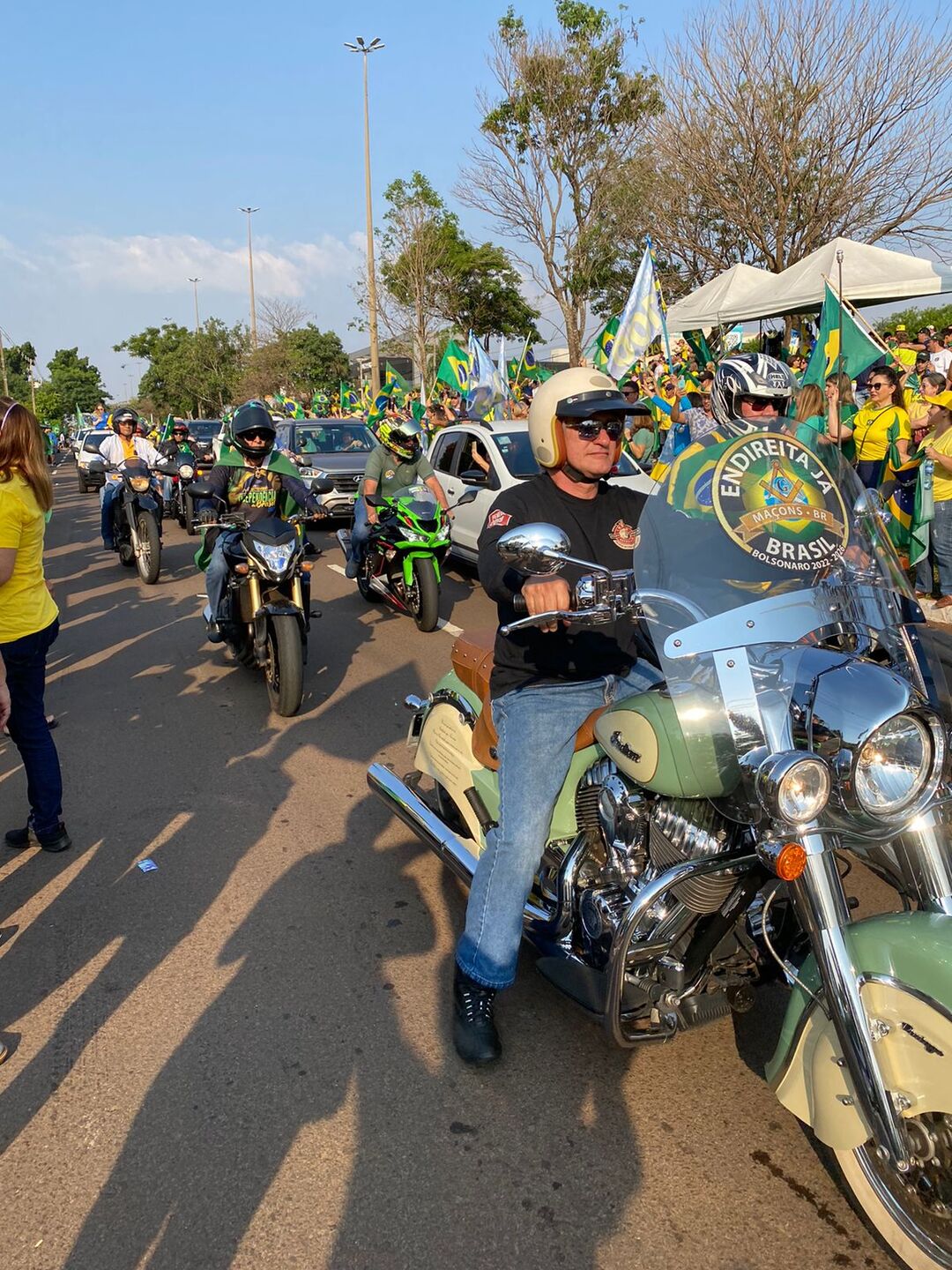 Legião de apoiadores de Bolsonaro movimentaram avenida Afonso Pena nesta tarde - Foto: Divulgação QG