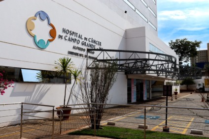 Cerca de 65 mulheres em tratamento oncológicos aguardam na fila de espera pelo implante de prótese mamária. - Foto: divulgação HCAA