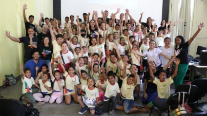 Milhares de crianças e adolescentes tiveram acesso à atividades de arte e cultura, por meio de aulas de dança, música e tecnologia - Foto: Divulgação Moinho Cultural